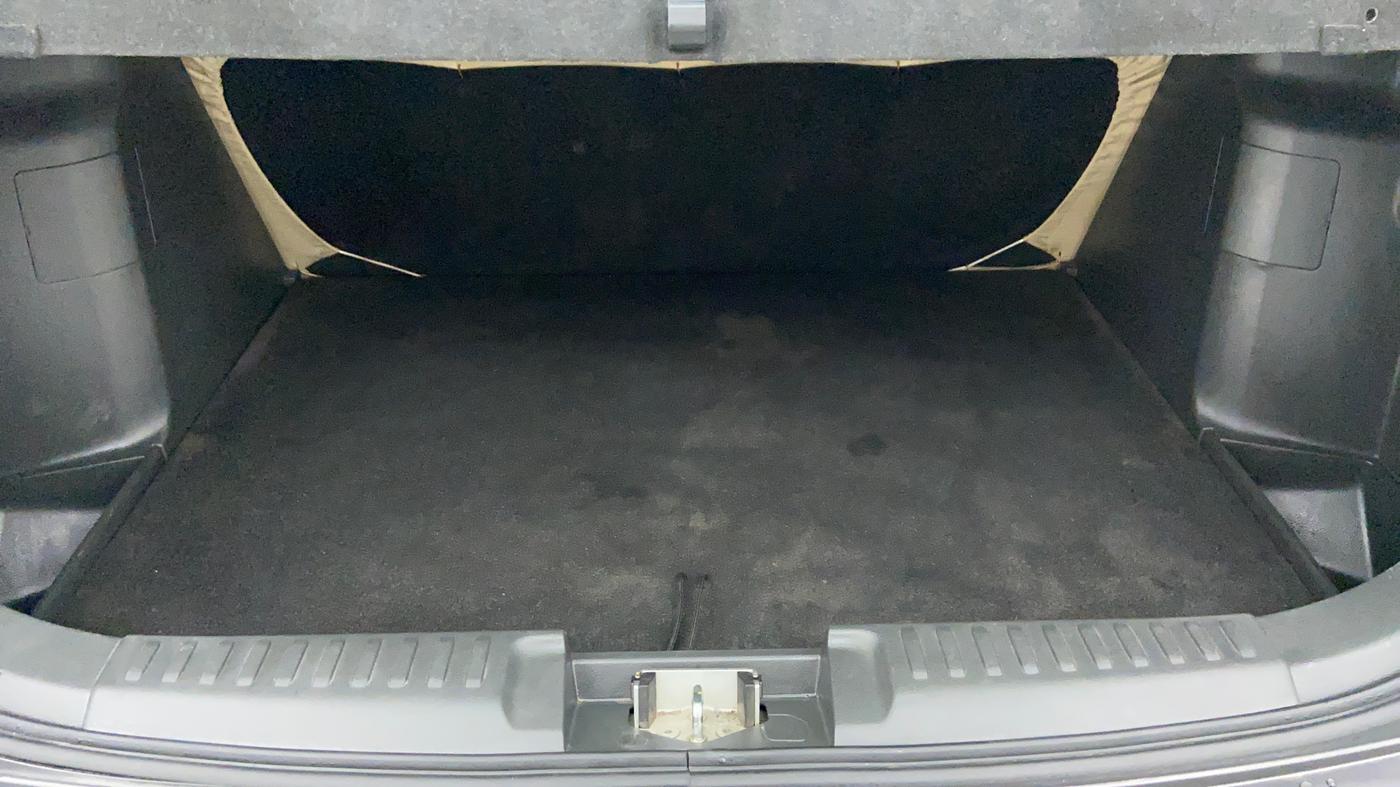2016 Maruti Vitara Brezza VDI OPT, Diesel, Manual, 60,282 km, Boot Inside