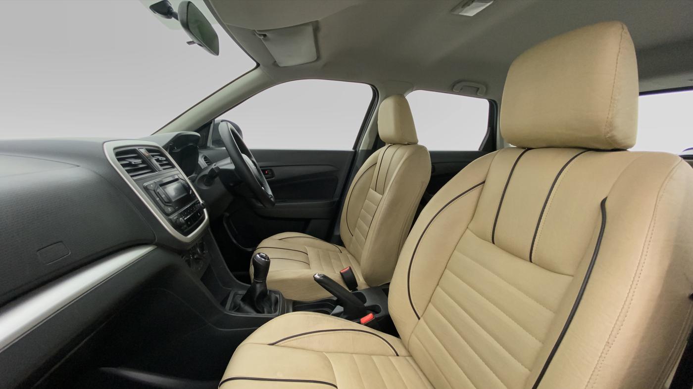 2016 Maruti Vitara Brezza VDI OPT, Diesel, Manual, 60,282 km, Right Side Front Door Cabin
