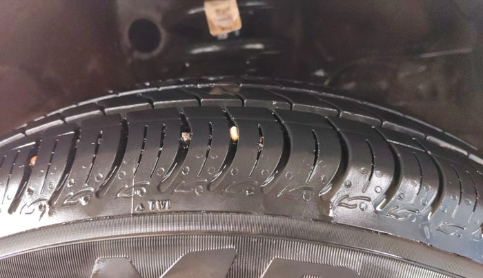 2019 Maruti S PRESSO VXI PLUS AMT, Petrol, Automatic, 34,766 km, Left Front Tyre Tread