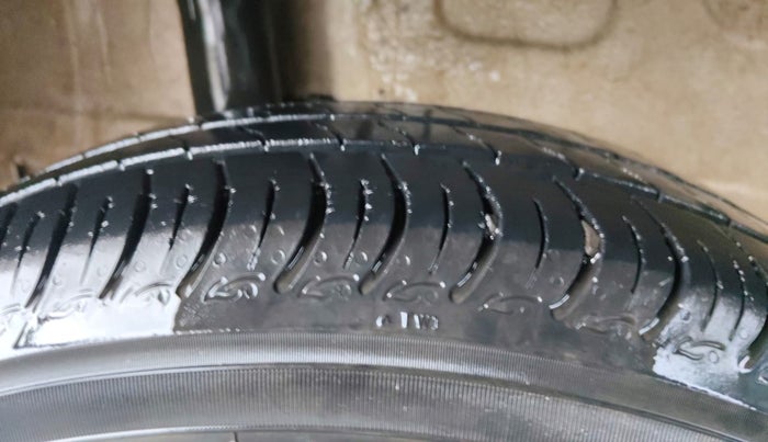 2019 Maruti S PRESSO VXI PLUS AMT, Petrol, Automatic, 34,766 km, Left Rear Tyre Tread