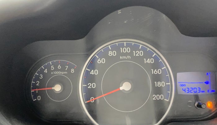 2012 Hyundai i10 MAGNA 1.1, CNG, Manual, 43,171 km, Odometer Image