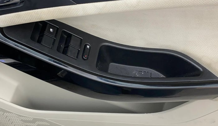 2022 Tata NEXON XZ PLUS PETROL, Petrol, Manual, 30,851 km, Driver Side Door Panels Control