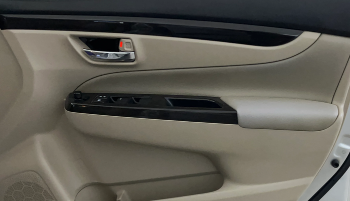 2017 Maruti Ciaz ALPHA 1.4 PETROL, Petrol, Manual, 47,203 km, Driver Side Door Panels Control