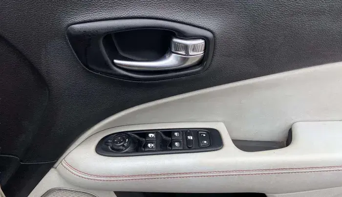 2020 Jeep Compass LIMITED PLUS DIESEL, Diesel, Manual, 50 km, Driver Side Door Panels Control