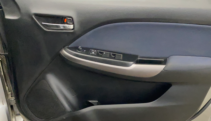 2021 Maruti Baleno DELTA PETROL 1.2, Petrol, Manual, 40,223 km, Driver Side Door Panels Control