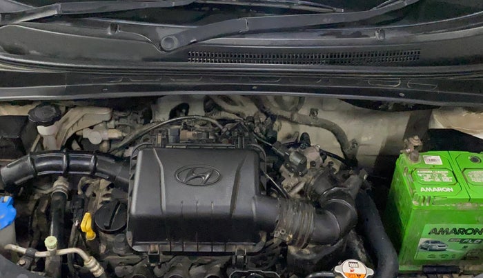 2014 Hyundai i10 SPORTZ 1.1, Petrol, Manual, 80,125 km, Engine View