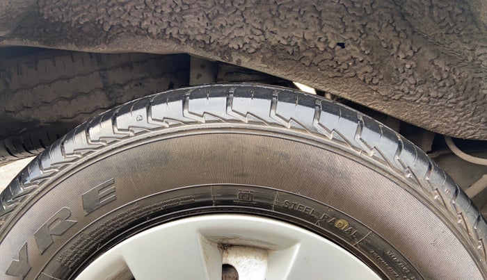 2023 Maruti Eeco 5 STR AC, Petrol, Manual, 26,319 km, Right Rear Tyre Tread