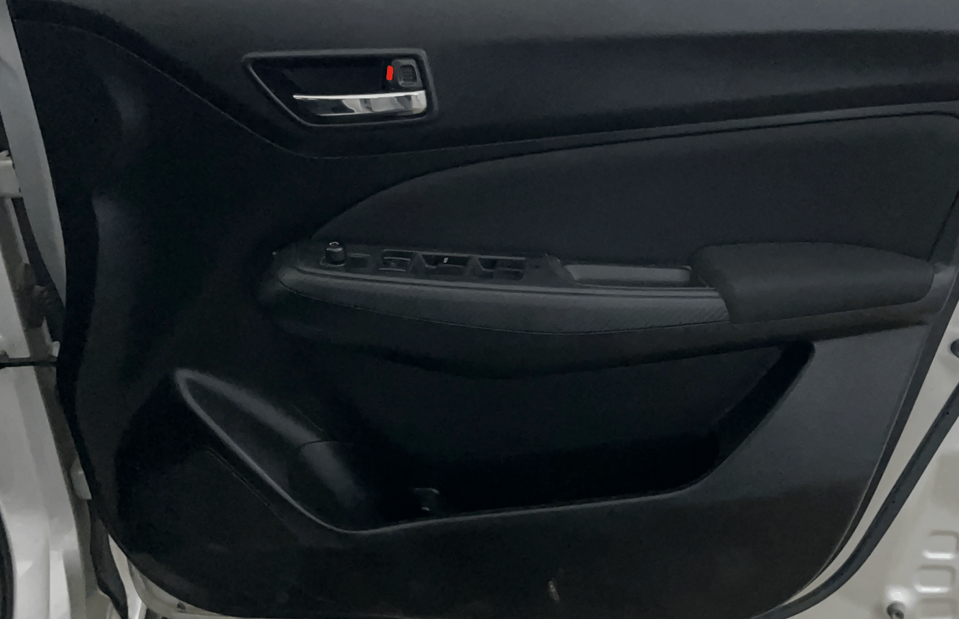 2018 Maruti Swift VXI, Petrol, Manual, 26,026 km, Driver Side Door Panels Control