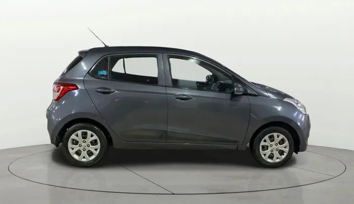 2016 Hyundai Grand i10 SPORTZ 1.2 KAPPA VTVT, Petrol, Manual, 50 km, Right Side View