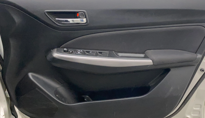 2023 Maruti Swift ZXI, Petrol, Manual, 19,083 km, Driver Side Door Panels Control