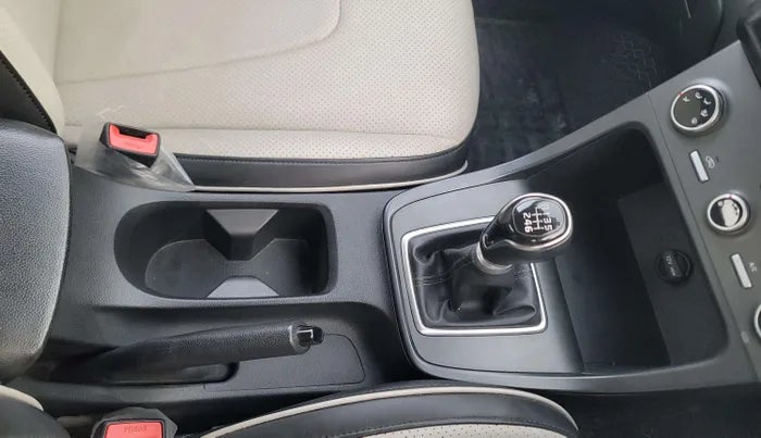 2017 Hyundai Creta E PLUS 1.4 DIESEL, Diesel, Manual, 62,300 km, Gear Lever