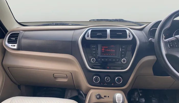 2017 Mahindra TUV300 T8, Diesel, Manual, 81,235 km, Air Conditioner