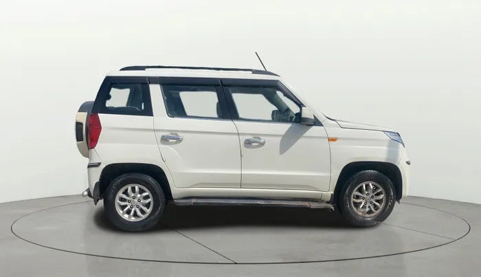 2017 Mahindra TUV300 T8, Diesel, Manual, 81,235 km, Right Side View