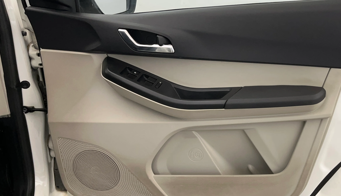 2022 Tata Tiago XZA PLUS PETROL, Petrol, Automatic, 8,749 km, Driver Side Door Panels Control