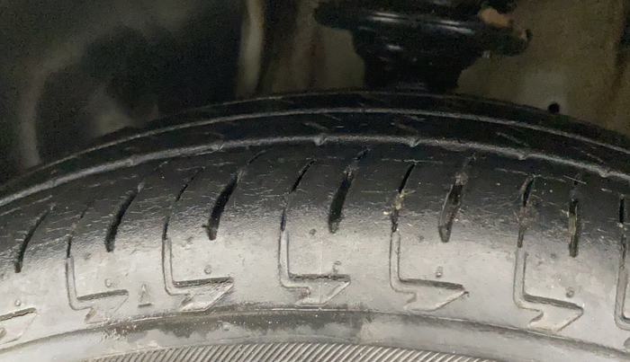 2022 Maruti IGNIS ZETA 1.2, Petrol, Manual, 44,233 km, Left Front Tyre Tread