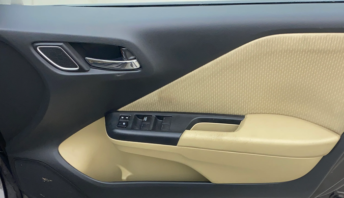 2019 Honda City 1.5L I-VTE V CVT, Petrol, Automatic, 84,924 km, Driver Side Door Panels Control