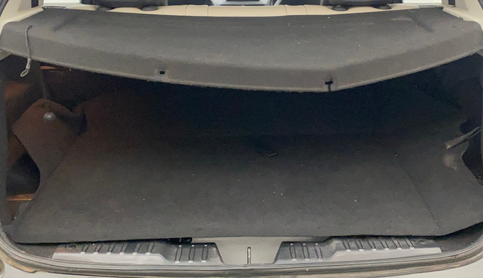 2023 Tata ALTROZ XZ CNG, CNG, Manual, 45,505 km, Boot Inside