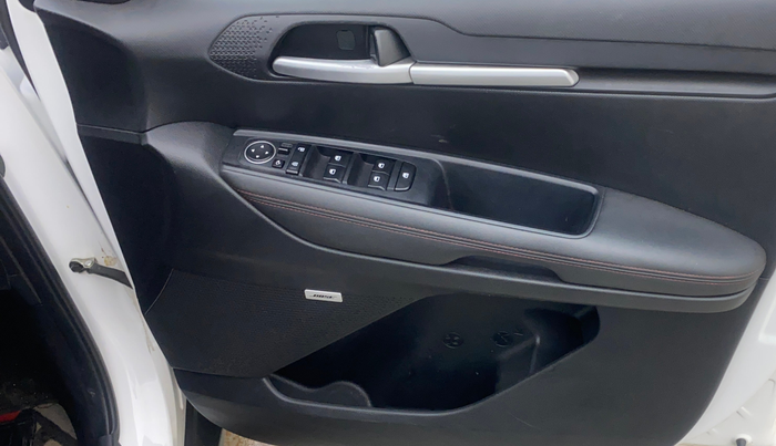 2020 KIA SONET GTX PLUS 1.0 DCT, Petrol, Automatic, 79,065 km, Driver Side Door Panels Control