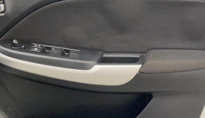 2017 Maruti Baleno ALPHA PETROL 1.2, Petrol, Manual, 80,188 km, Driver Side Door Panels Control