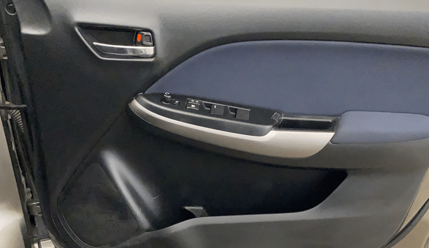 2021 Toyota Glanza V, Petrol, Manual, 36,302 km, Driver Side Door Panels Control