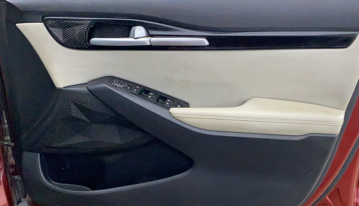 2021 KIA SELTOS HTX IVT 1.5 PETROL, Petrol, Automatic, 76,162 km, Driver Side Door Panels Control