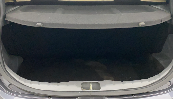 2017 Hyundai Eon SPORTZ, Petrol, Manual, 19,043 km, Boot Inside