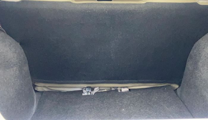 2017 Datsun Redi Go T (O), Petrol, Manual, 26,101 km, Boot Inside