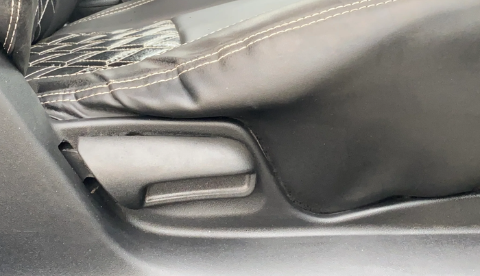 2013 Maruti Swift VDI, Diesel, Manual, 91,200 km, Driver Side Adjustment Panel