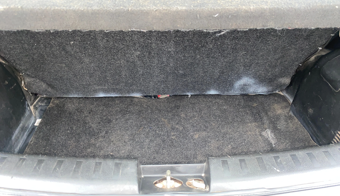 2013 Maruti Swift VDI, Diesel, Manual, 91,200 km, Boot Inside