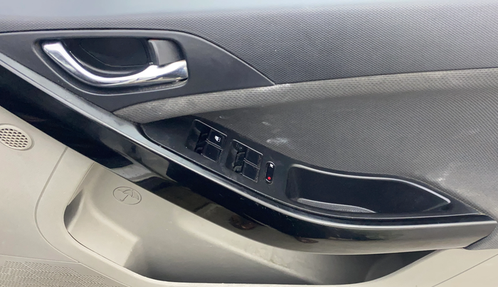 2018 Tata NEXON XZ DIESEL, Diesel, Manual, 1,07,390 km, Driver Side Door Panels Control