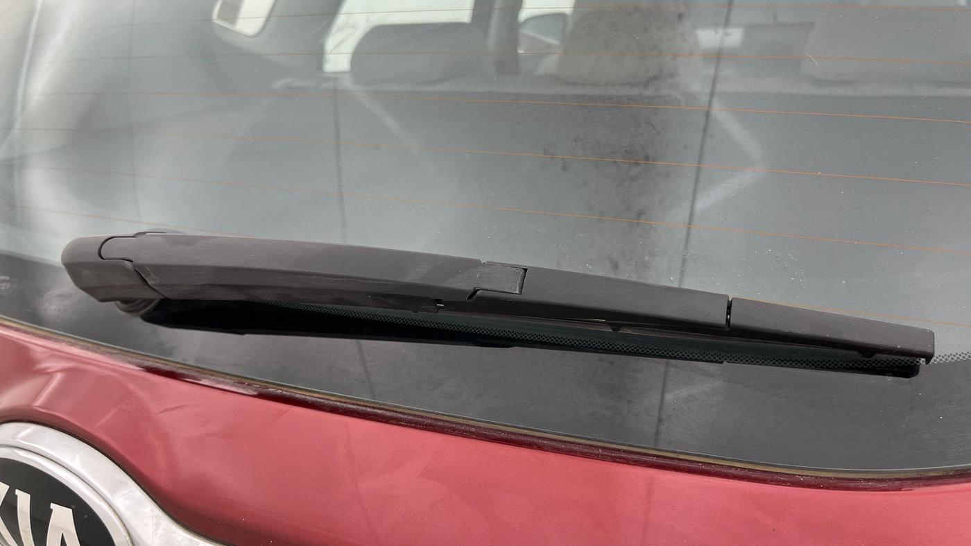 2020 KIA SELTOS HTX 1.5 PETROL, Petrol, Manual, 26,071 km, Rear Wiper