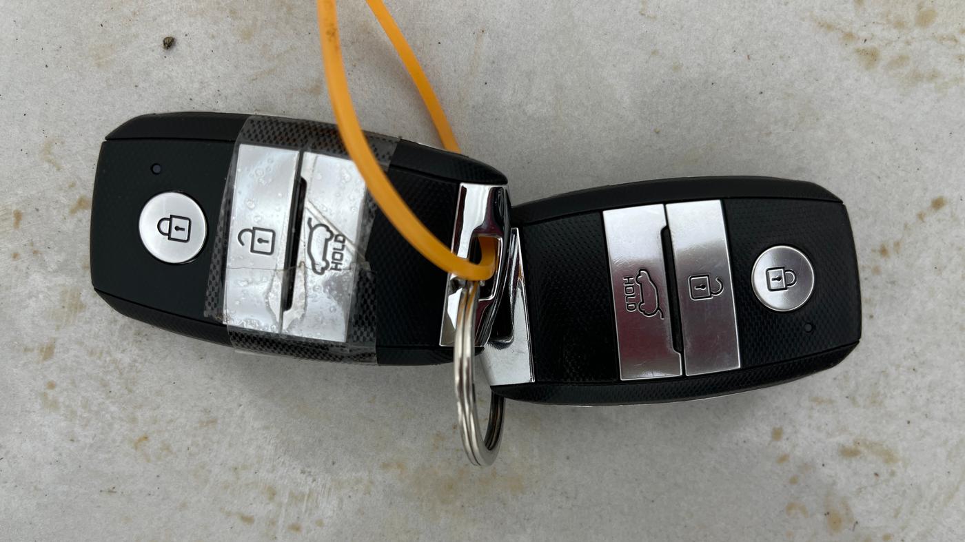 2020 KIA SELTOS HTX 1.5 PETROL, Petrol, Manual, 26,071 km, Key Close Up