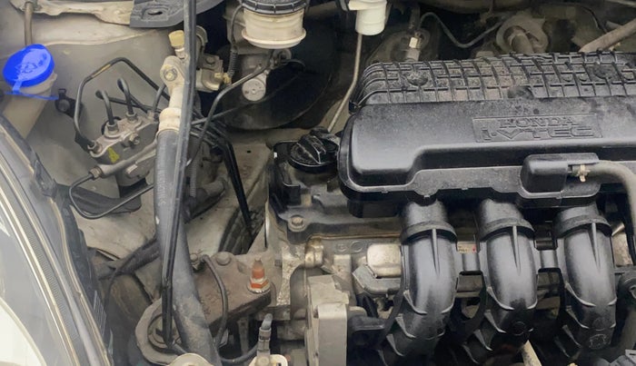 2013 Honda Brio S MT, CNG, Manual, 73,786 km, Engine View - Right
