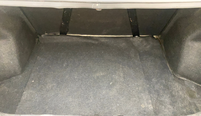 2018 Maruti Dzire VDI AMT, Diesel, Automatic, 40,492 km, Boot Inside