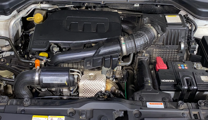 2021 Mahindra XUV300 W8 (O) 1.2 PETROL, Petrol, Manual, 8,135 km, Engine View