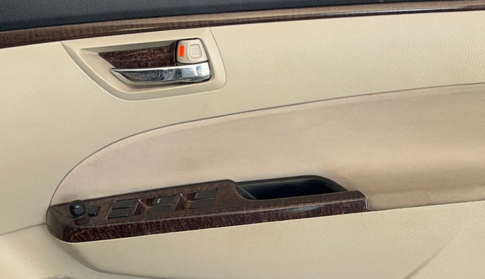 2017 Maruti Dzire VXI, Petrol, Manual, 1,09,962 km, Driver Side Door Panels Control