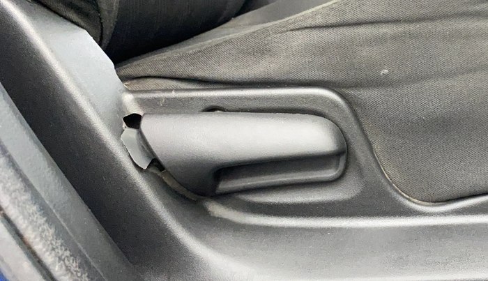 2013 Maruti Swift VXI, Petrol, Manual, 52,733 km, Driver Side Adjustment Panel