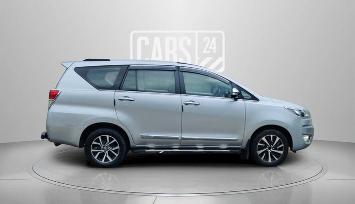 2017 Toyota Innova Crysta 2.4 ZX 7 STR, Diesel, Manual, 84,426 km, Right Side View
