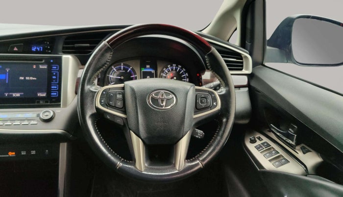 2017 Toyota Innova Crysta 2.4 ZX 7 STR, Diesel, Manual, 84,426 km, Steering Wheel Close Up