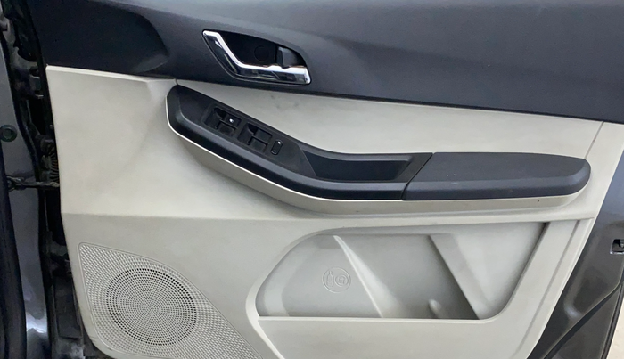 2022 Tata Tiago XZA PLUS PETROL, Petrol, Automatic, 22,189 km, Driver Side Door Panels Control
