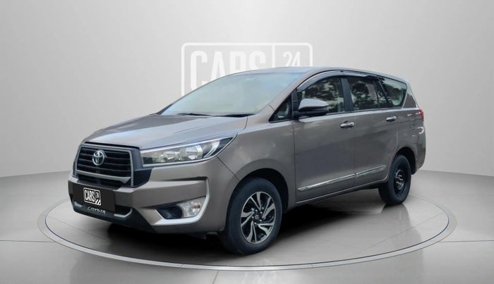 2024 Toyota Innova Crysta GX Plus 7 STR , Diesel, Manual, 13,494 km, Left Front Diagonal