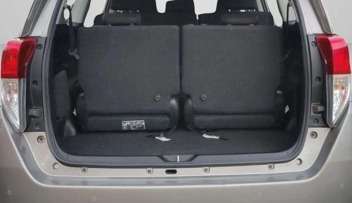 2024 Toyota Innova Crysta GX Plus 7 STR , Diesel, Manual, 13,494 km, Boot Inside