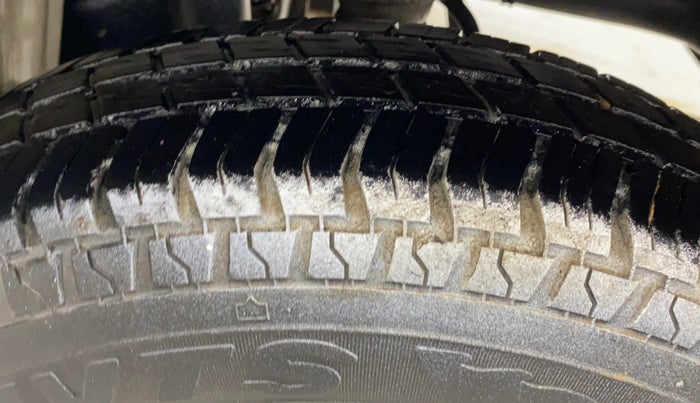 2018 Maruti Alto 800 LXI, Petrol, Manual, 35,460 km, Left Rear Tyre Tread