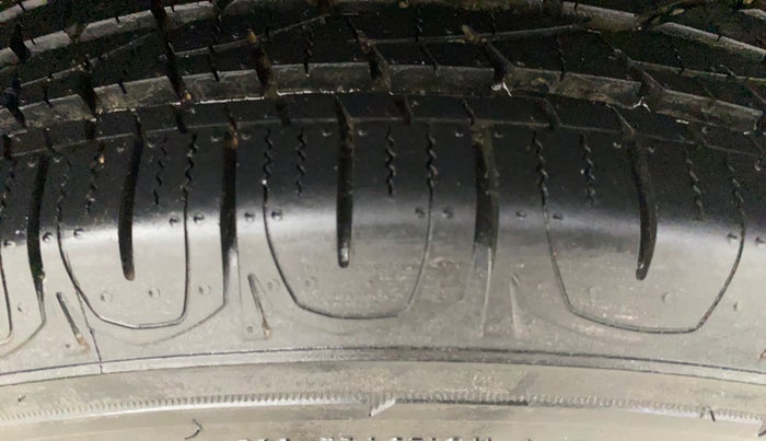 2018 Jeep Compass SPORT 1.4 PETROL, Petrol, Manual, 57,859 km, Right Front Tyre Tread