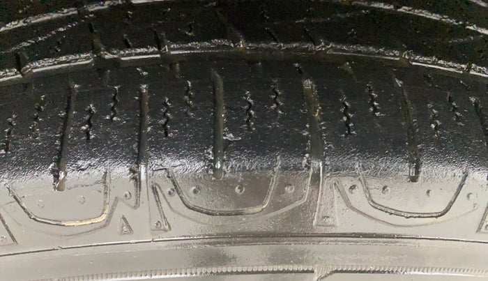 2018 Jeep Compass SPORT 1.4 PETROL, Petrol, Manual, 57,859 km, Left Front Tyre Tread