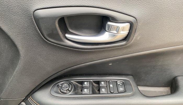 2018 Jeep Compass SPORT 1.4 PETROL, Petrol, Manual, 57,859 km, Driver Side Door Panels Control