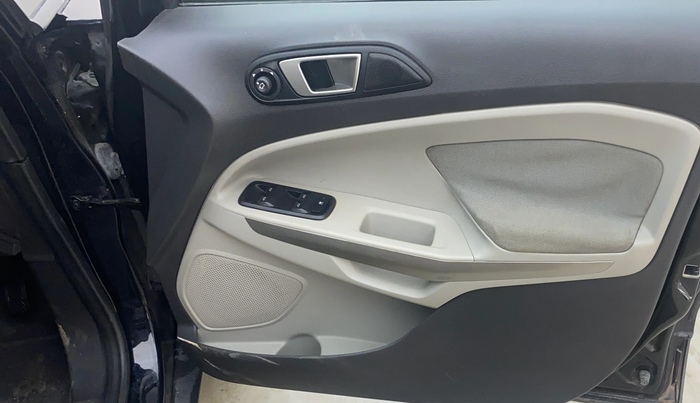 2016 Ford Ecosport TITANIUM 1.5L PETROL AT, Petrol, Automatic, 21,876 km, Driver Side Door Panels Control