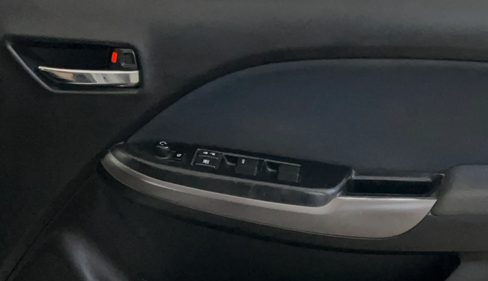 2021 Maruti Baleno DELTA PETROL 1.2, CNG, Manual, 76,955 km, Driver Side Door Panels Control