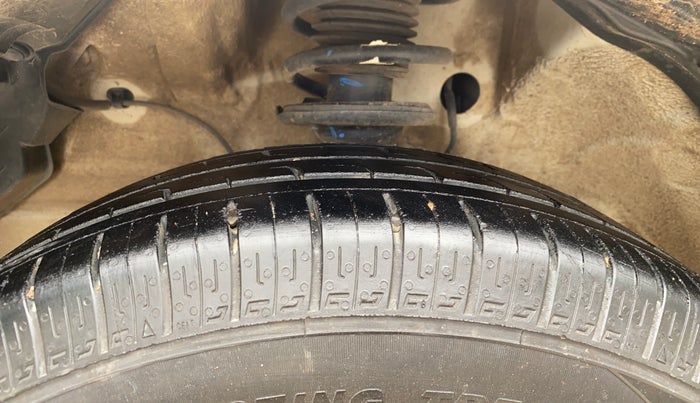 2022 Maruti S PRESSO VXI+, CNG, Manual, 48,172 km, Left Front Tyre Tread