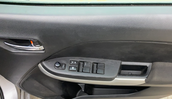 2016 Maruti Baleno ZETA PETROL 1.2, Petrol, Manual, 86,221 km, Driver Side Door Panels Control